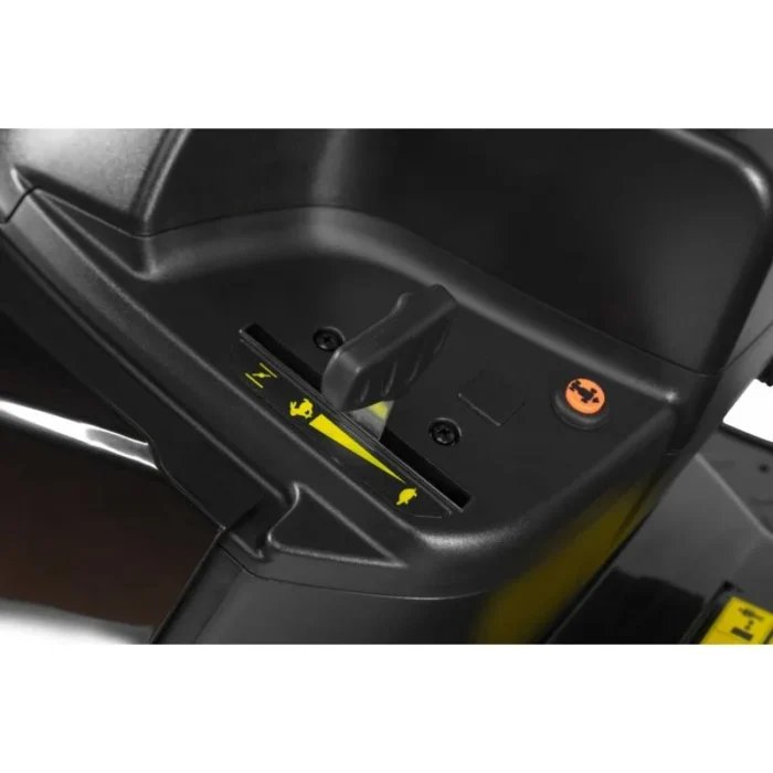 Powered by Stiga MT 84 ST 350 - Tracteur tondeuse thermique – Image 4